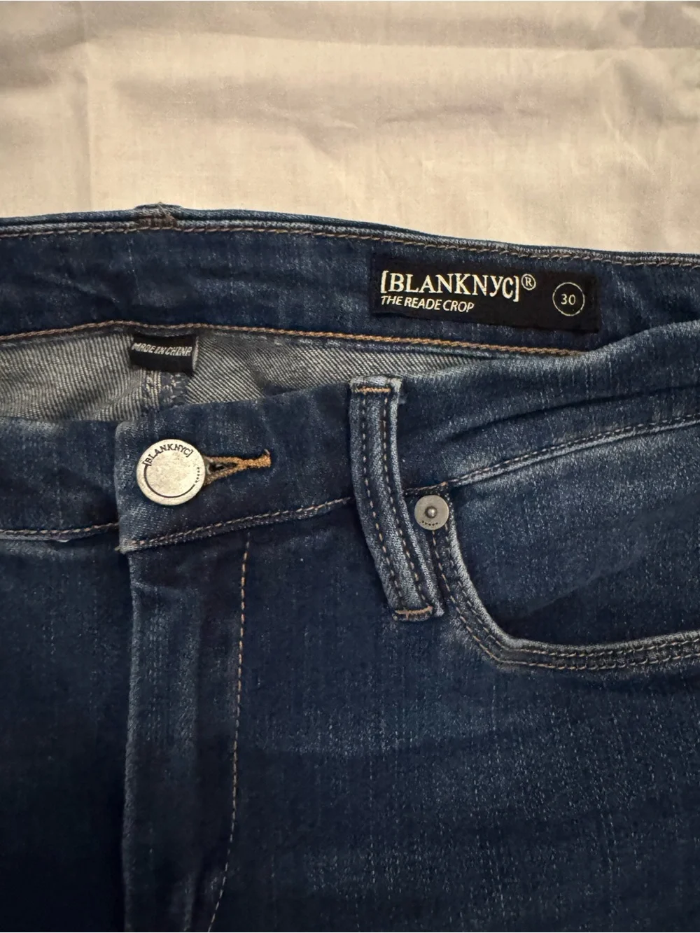 BLANKNYC Reade Crop Jeans - Picture 4 of 5